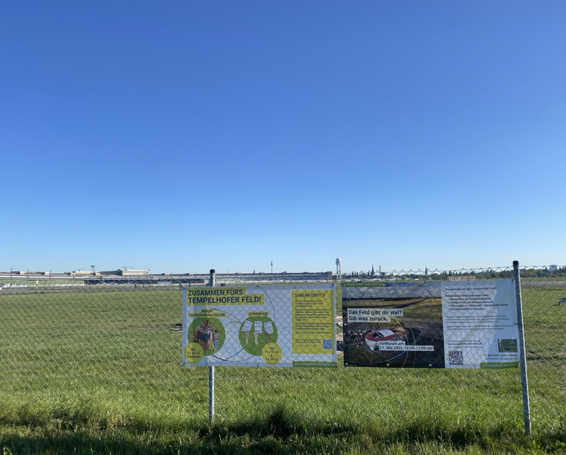 Info-Banner auf dem Feld